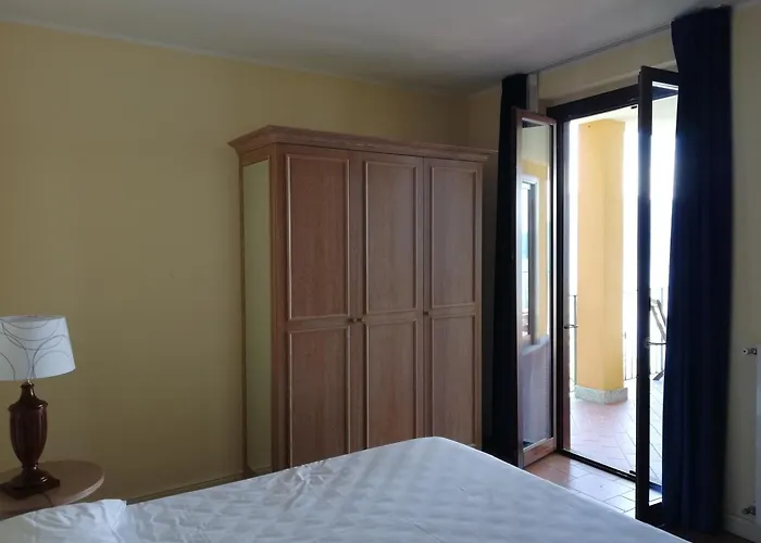 Il Vigneto 公寓式酒店 奥杰比奥